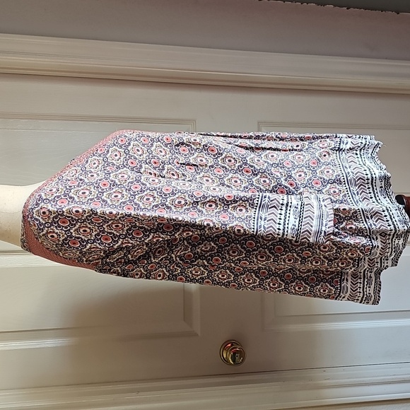 Easel Bohemian Mixed Print Top - Picture 4 of 5